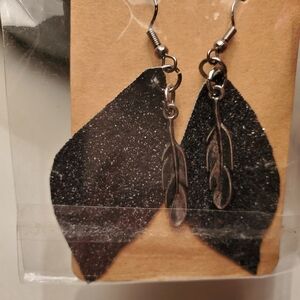 Elegant Black Leaf Earrings